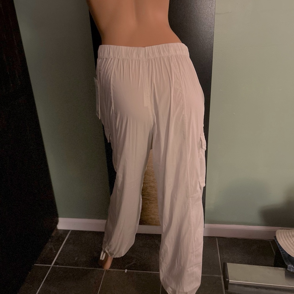 New LULULEMON MR Cargo Pant Small $148 - Picture 9 of 12